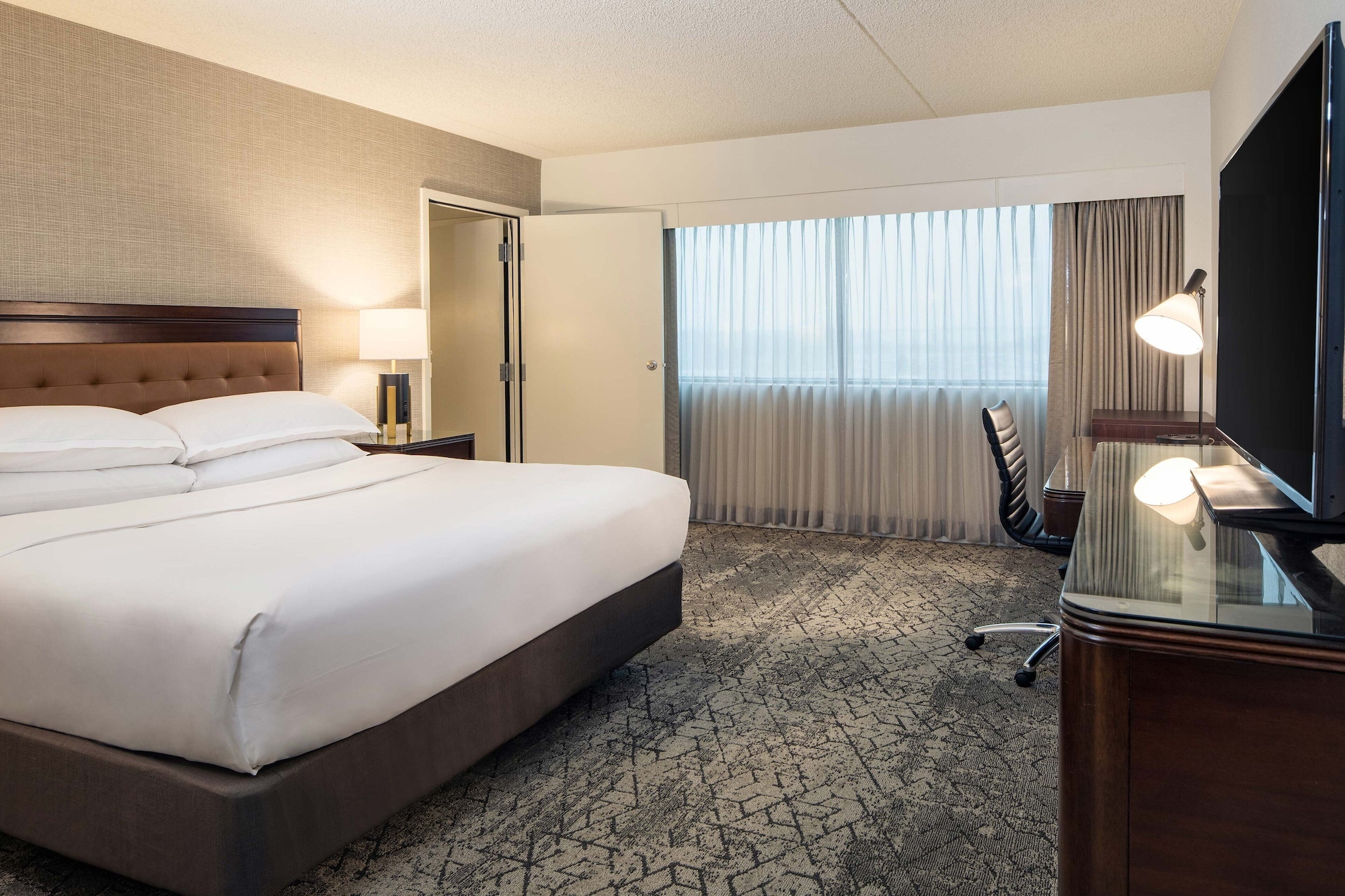 Premier, King Bed, Concierge Level