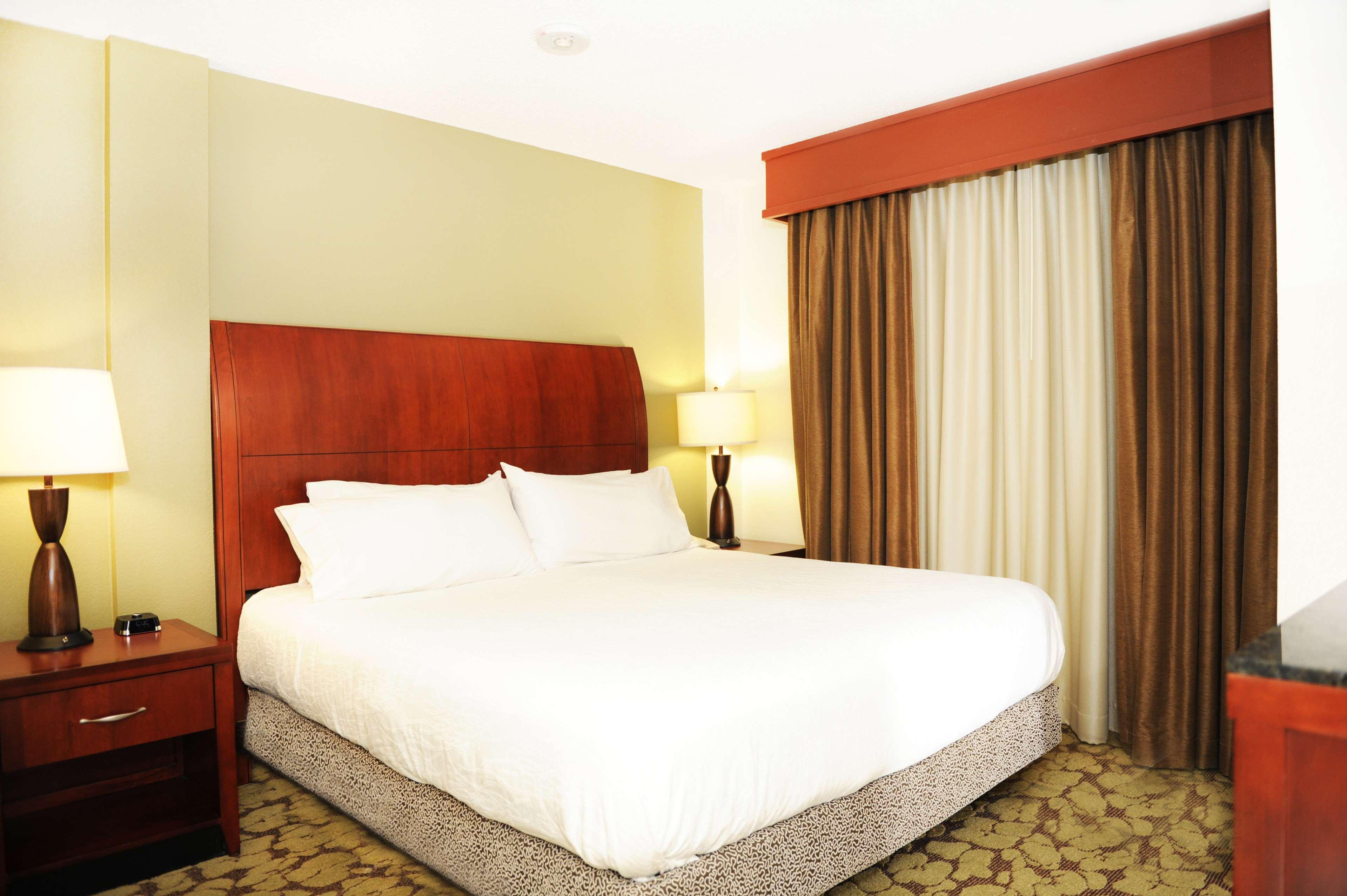 جناح جونيور بسرير كينج لذوي الإعاقة، Hilton Garden Inn West Monroe 2/4