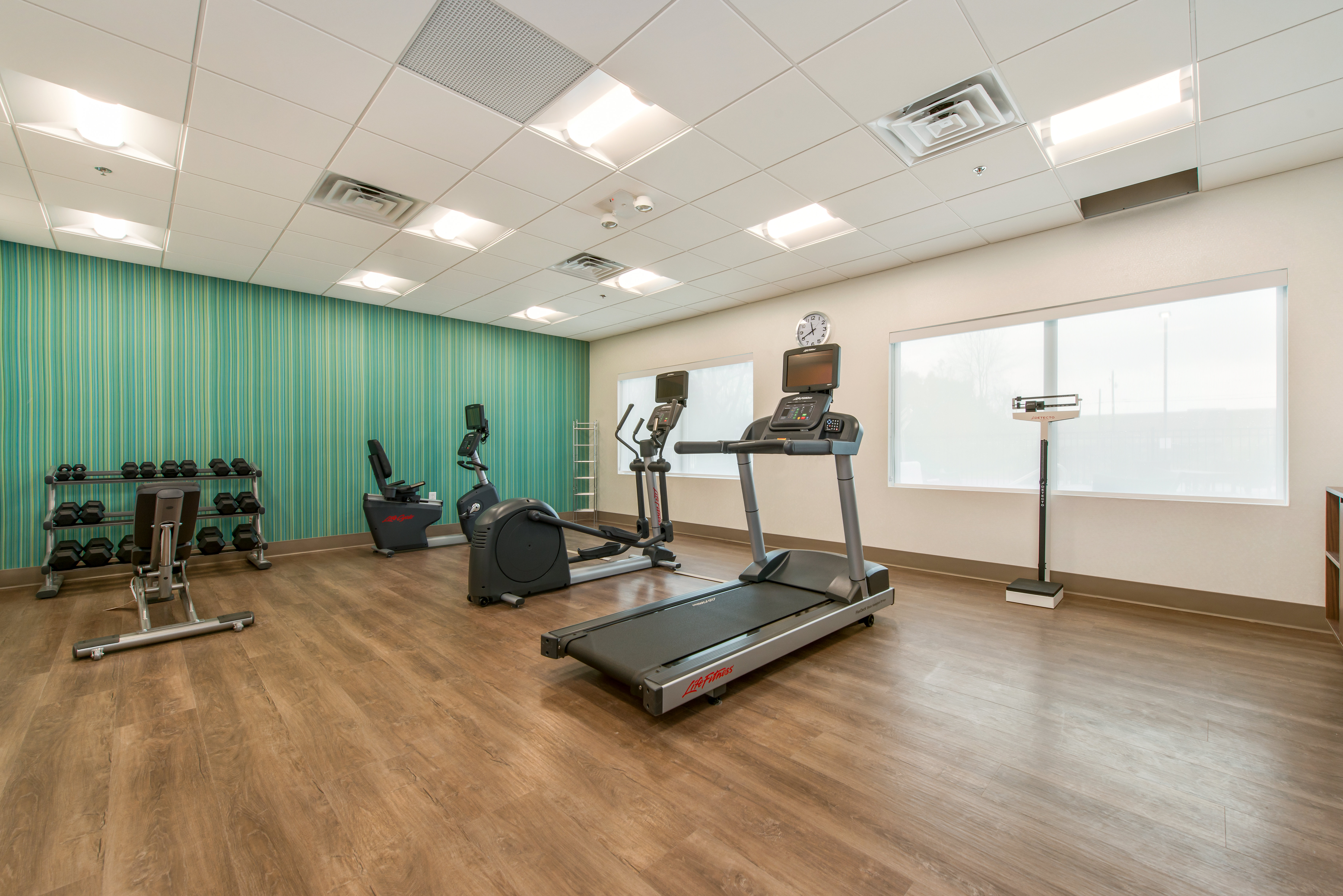 Holiday Inn Express Suites Carrollton West 9/29