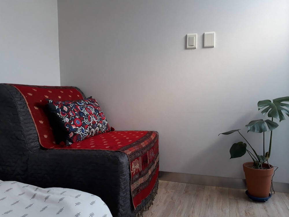 Inside Busan Hostel 26/50