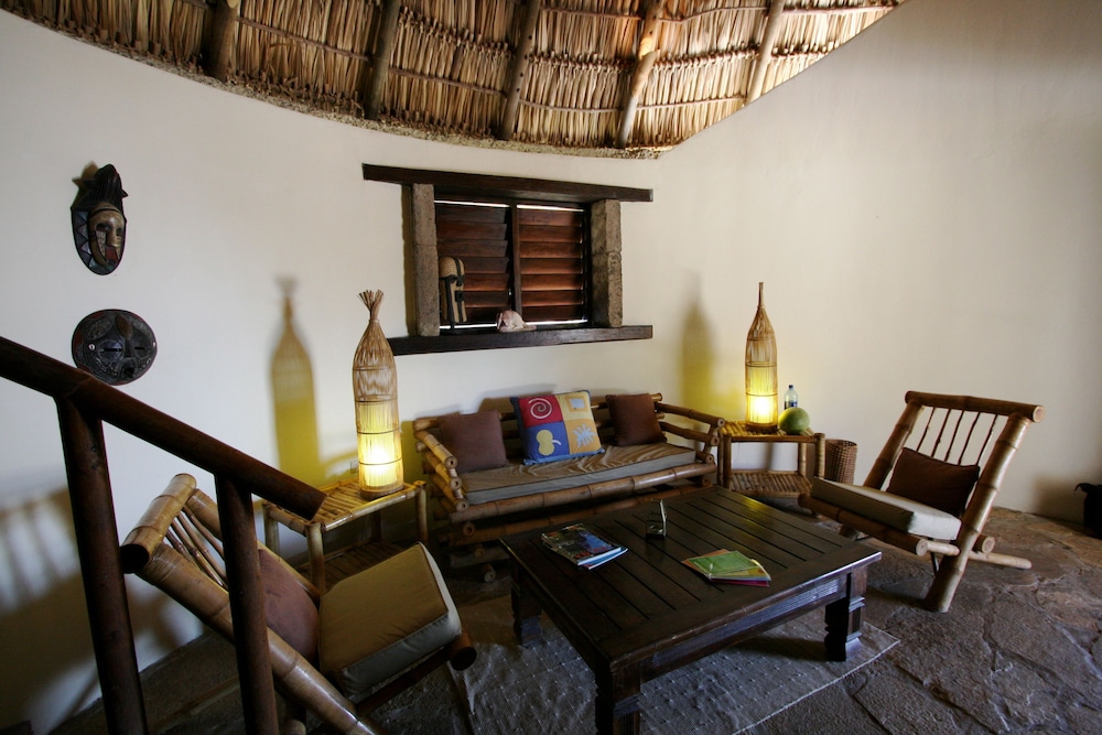 HOTEL PUNTA TEONOSTE 35/58
