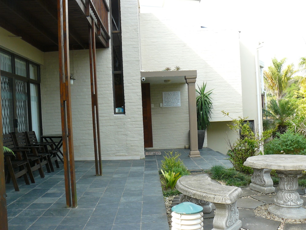 See More Guest House 41/50