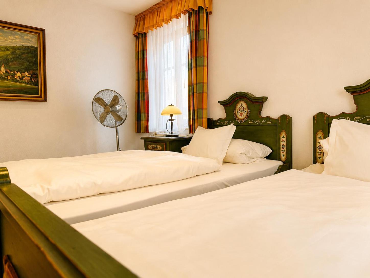 Room, Twin Beds