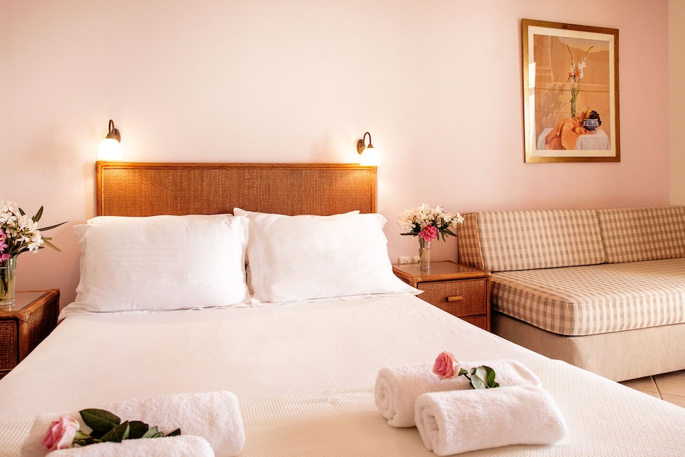 Paralio Hotel 16/50