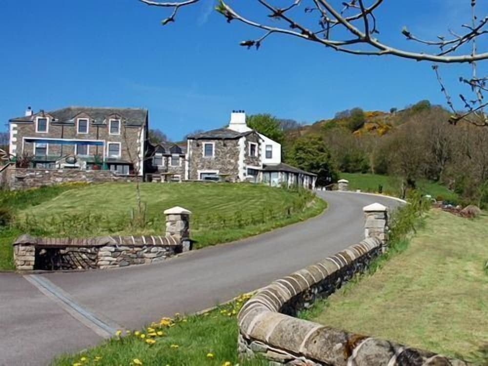 Embleton Spa Hotel 44/50