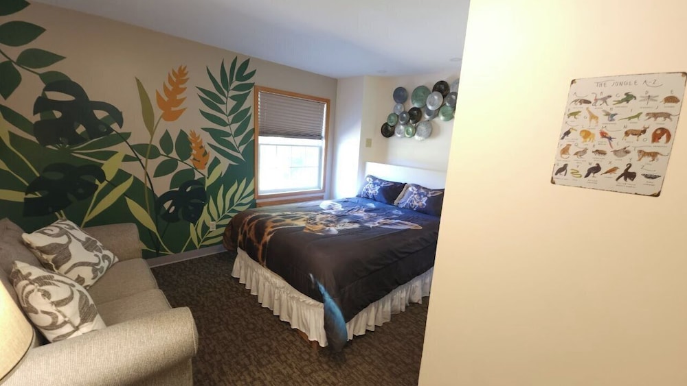 Brook Pointe Inn 34/53