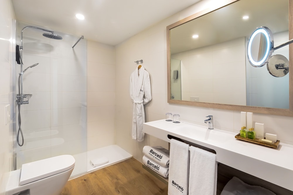 Barcelo Santiago - Adults Only 68/70