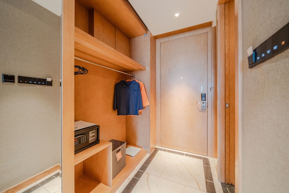 SSAW Boutique hotel Beijing Road & Guiyi Metro Station 50/54