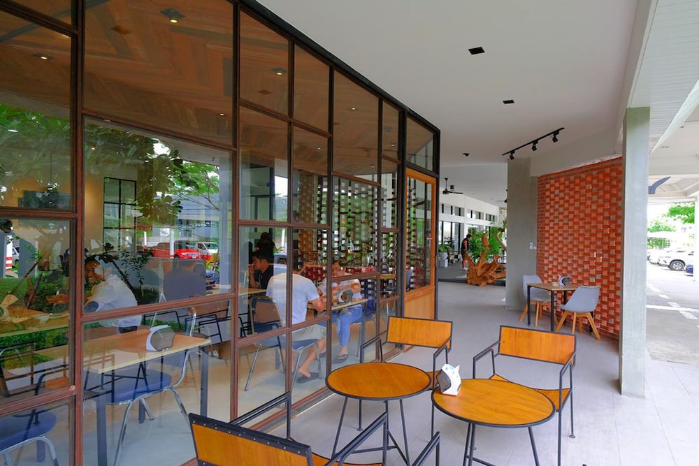The Rich Hotel Korat 38/65
