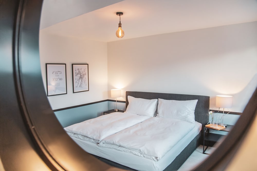 Pop Up Hotel Krone Zurich 12/43