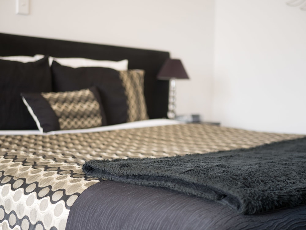 Bellano Motel Suites 11/33