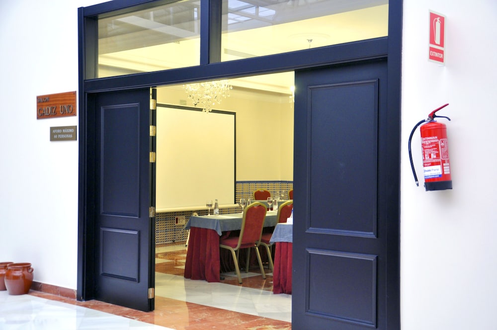 Senator Cadiz Spa Hotel 6/71