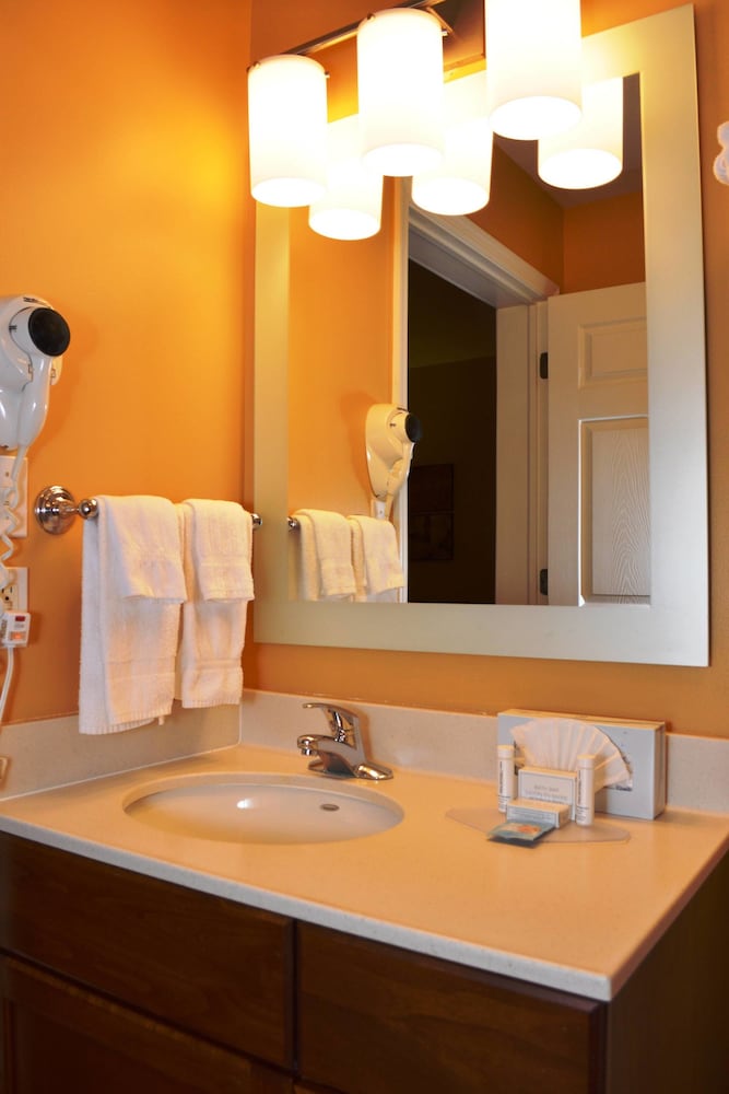 TownePlace Suites by Marriott Quantico Stafford 37/45
