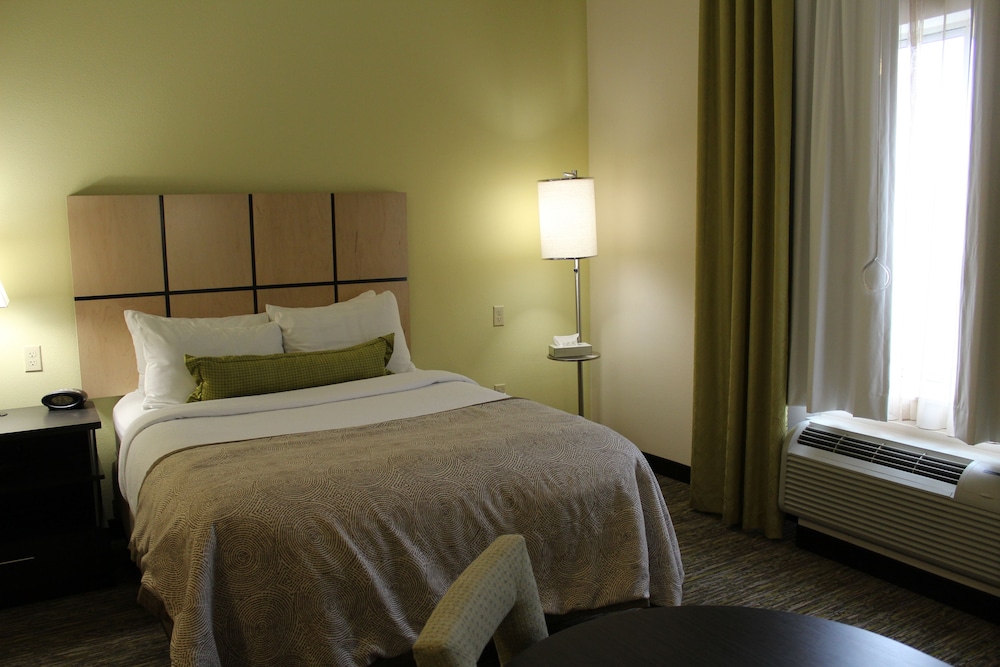 Candlewood Suites Morgantown Univ West Virginia 19/61