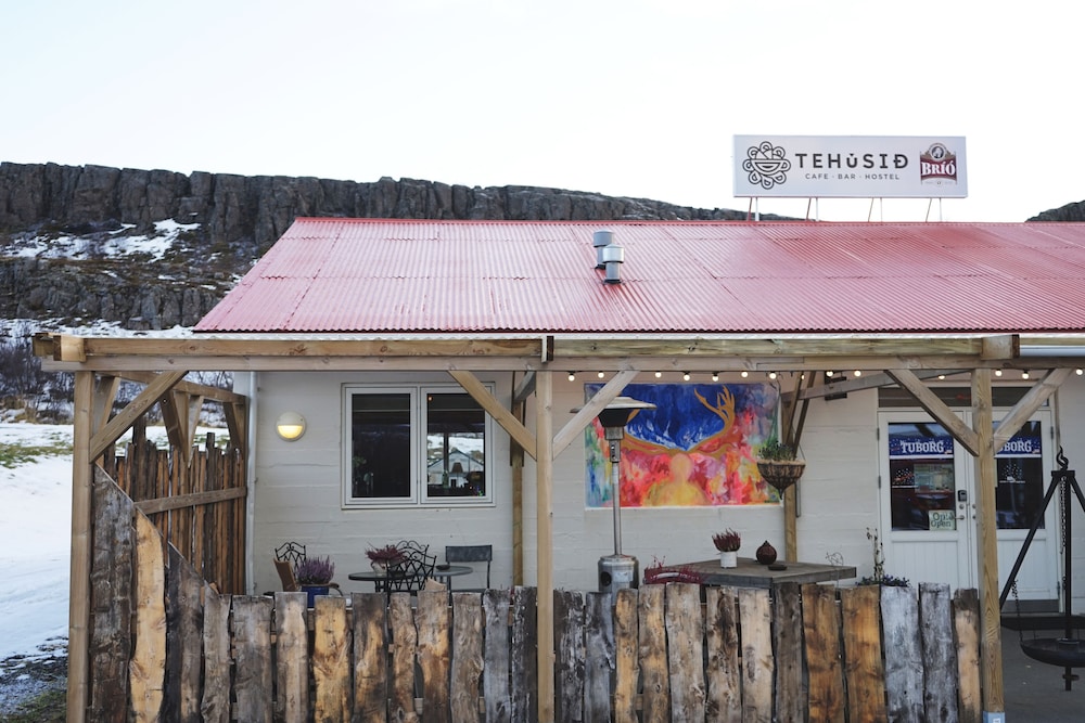 Tehusi Hostel 1/50