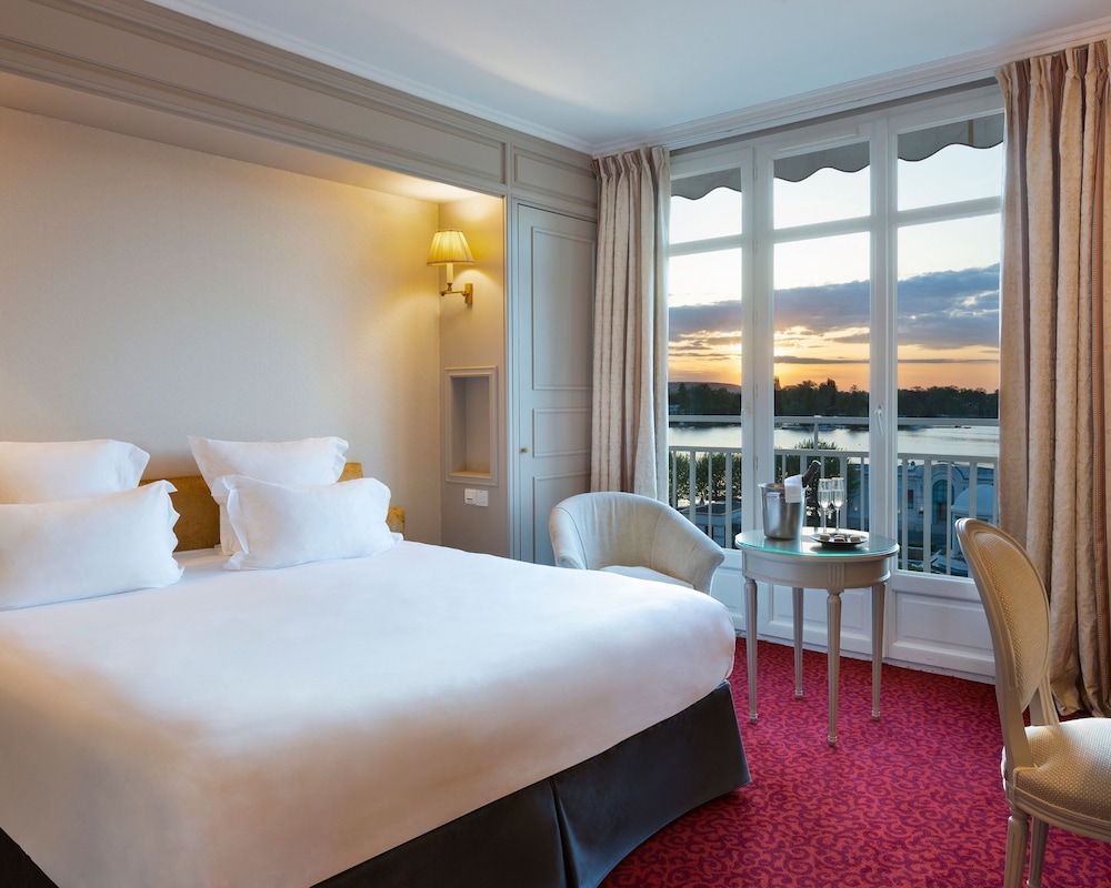 Hotel Barriere Le Grand Hotel Enghien Les Bains 8/33