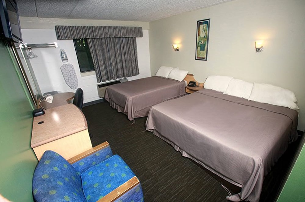 Meadowbrook Motor Lodge 7/16