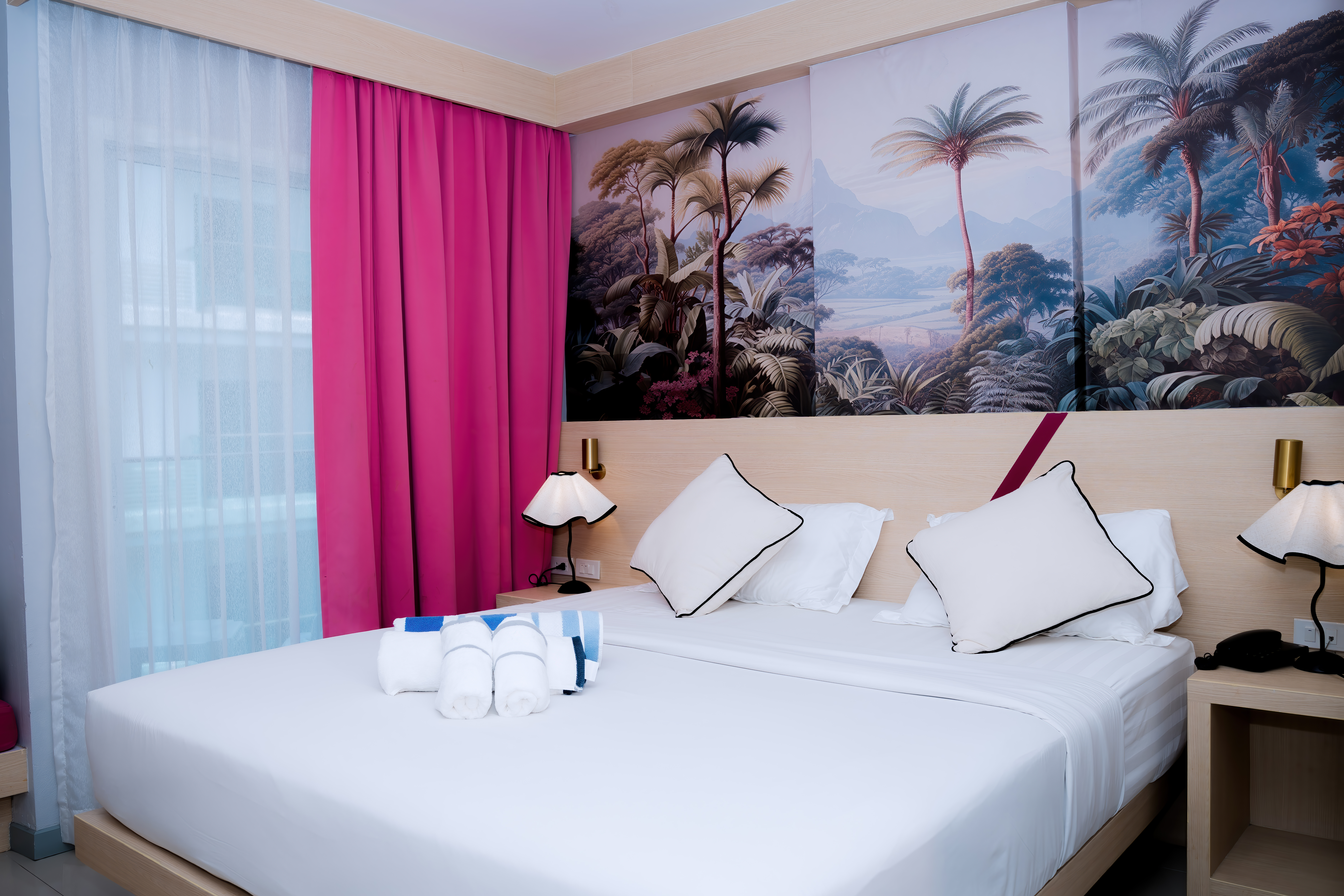 Sun Sea Sand Hotel 12/50