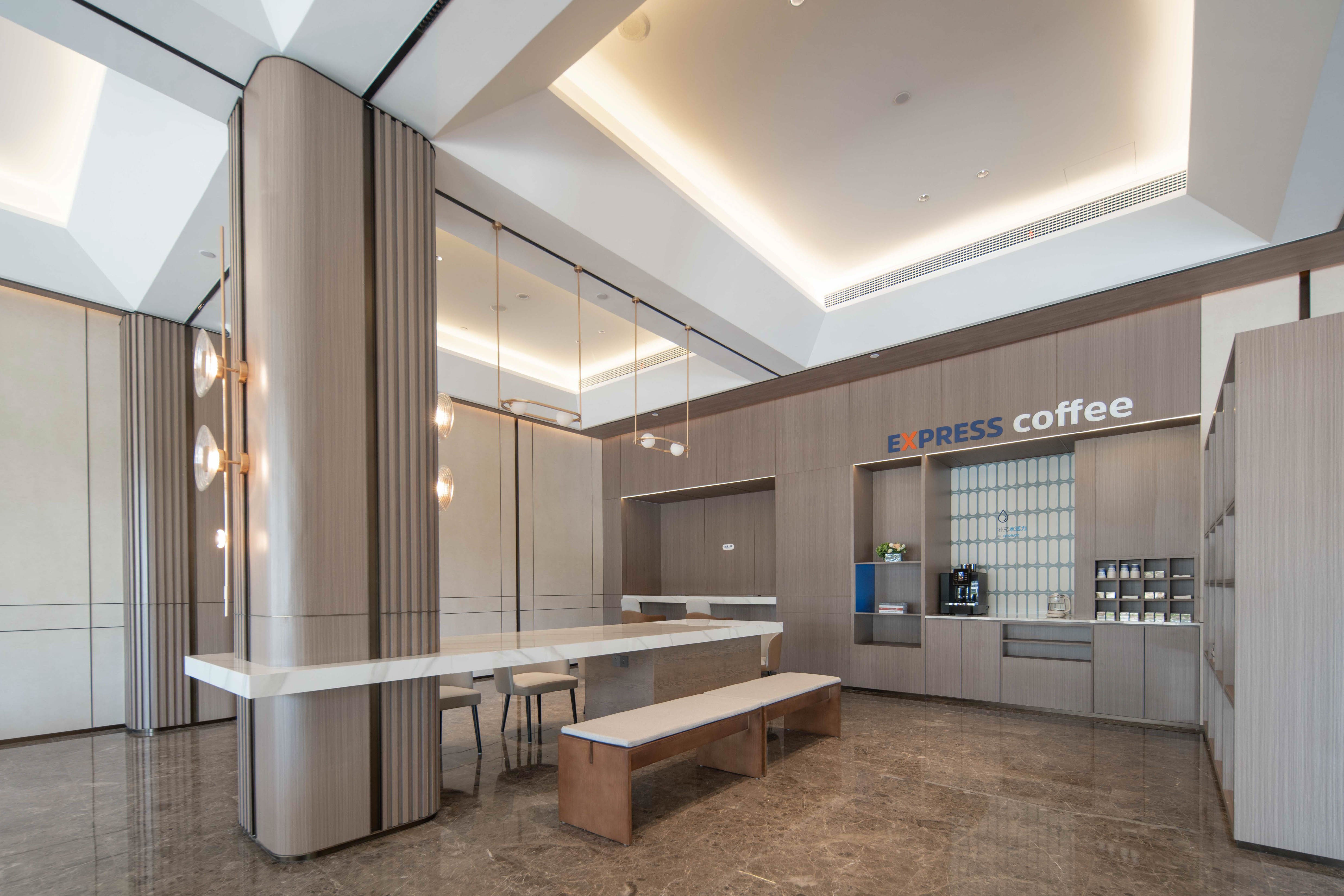 Holiday Inn Express Hai'An Railway Station 26/39