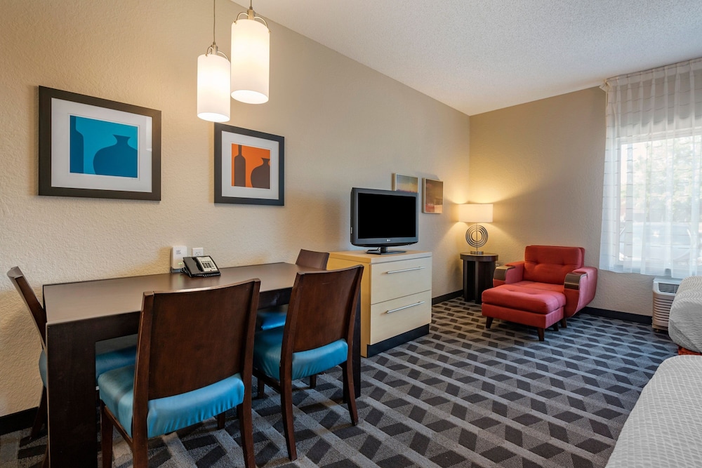 Towneplace Suites Vincennes 16/28