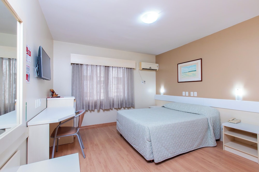 Hotel Suarez Sao Leopoldo 23/75