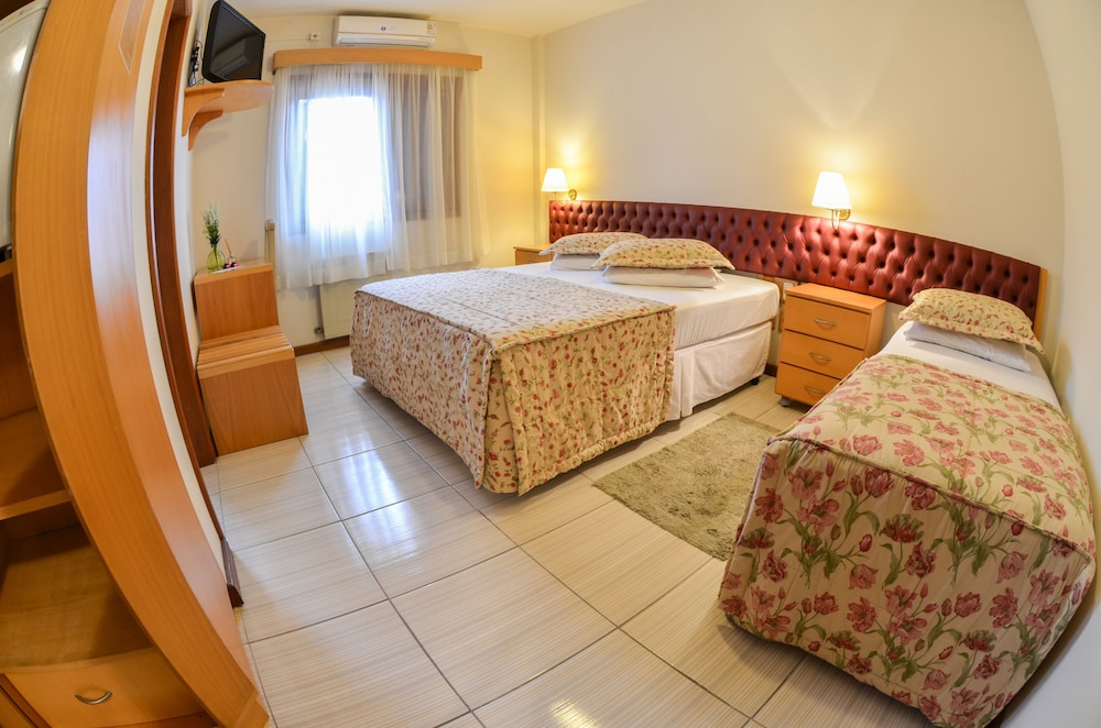 Hotel Bertoluci 17/69