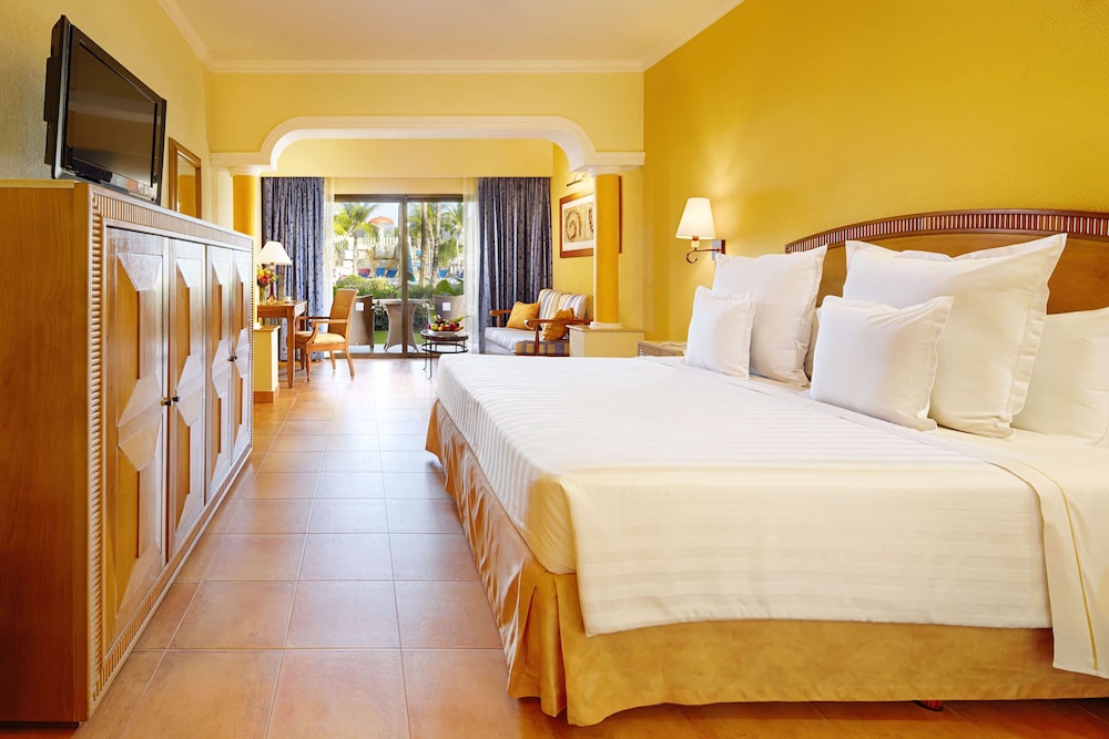JUNIOR SUITE, OCEAN FRONT, PREMIUM LEVEL
