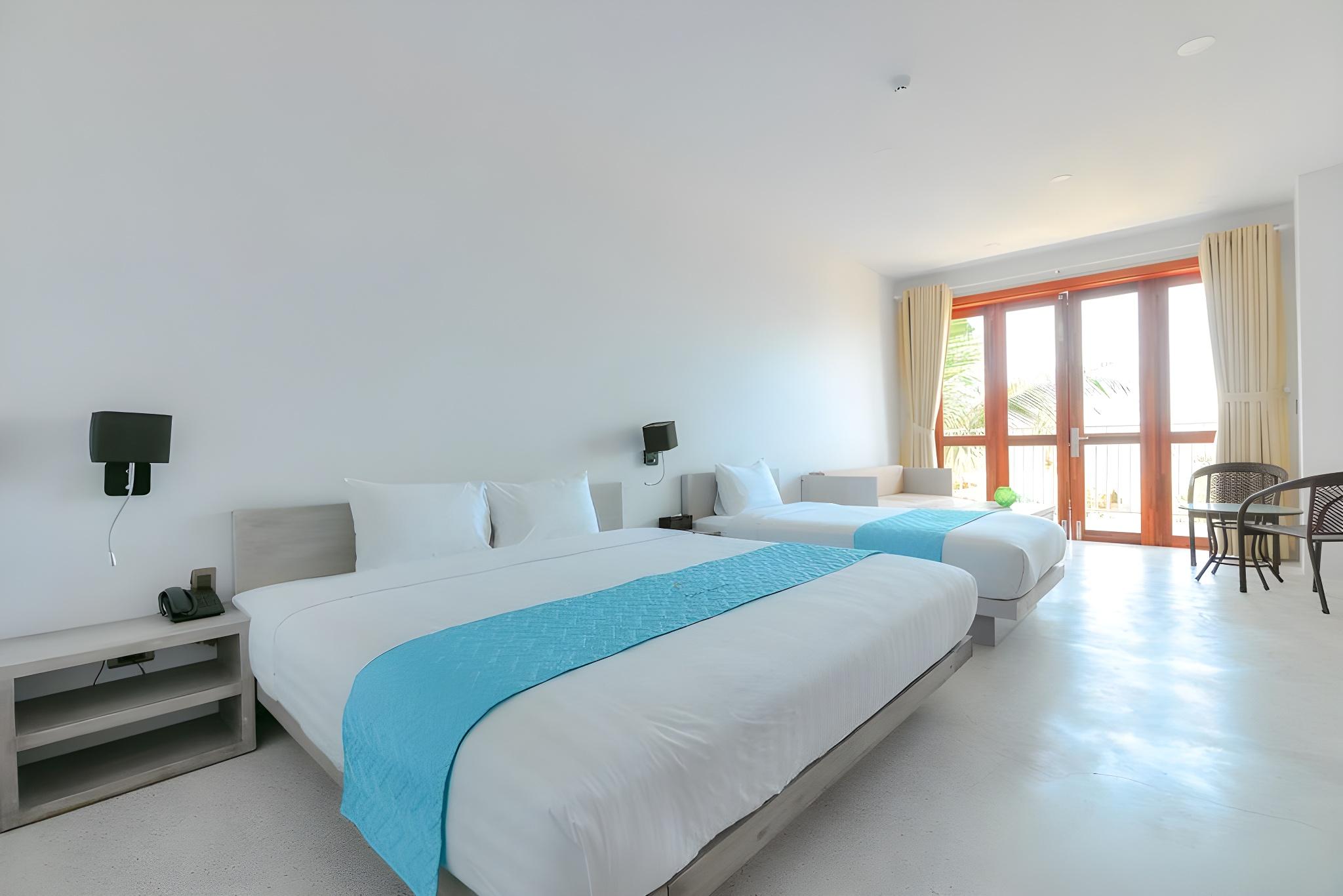 Deluxe, Triple, Sea View