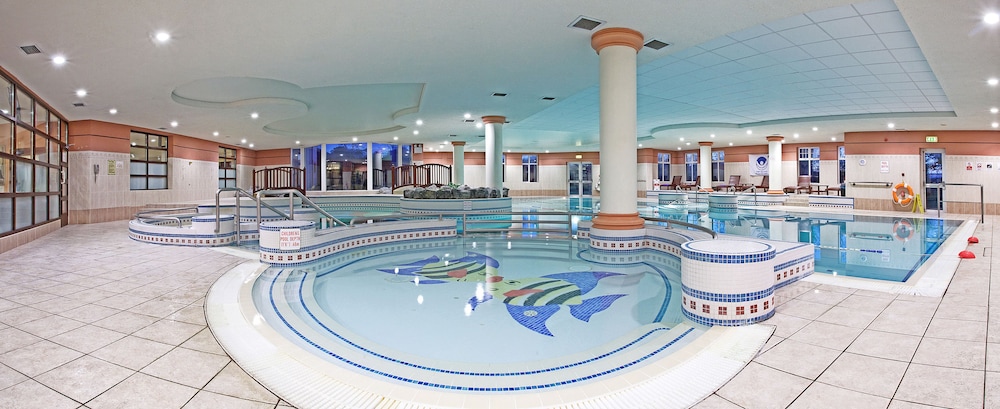 Fitzgeralds Woodlands House Hotel 30/36