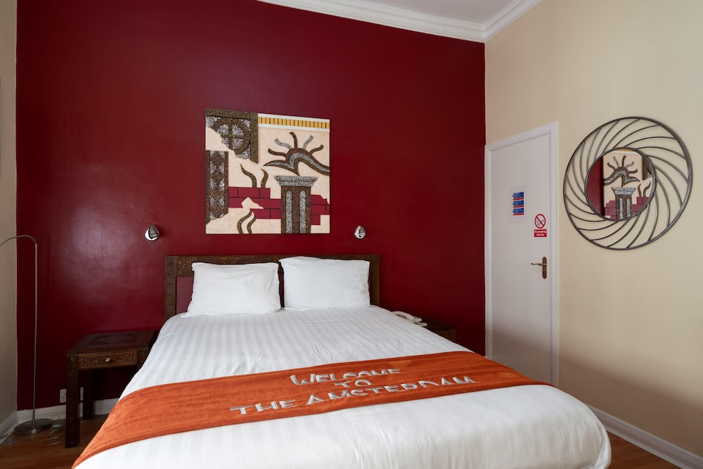 Amsterdam Hotel 11/70