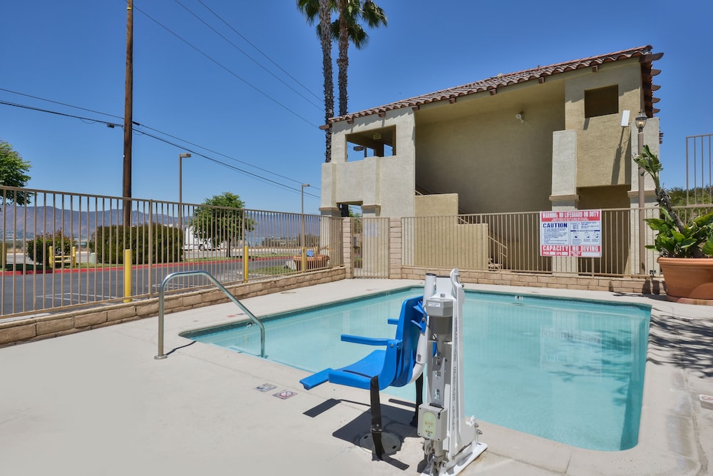 Quality Inn Lake Elsinore 29/51