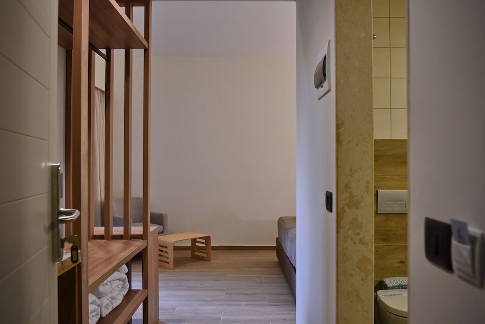 Dionisos Hotel 46/46