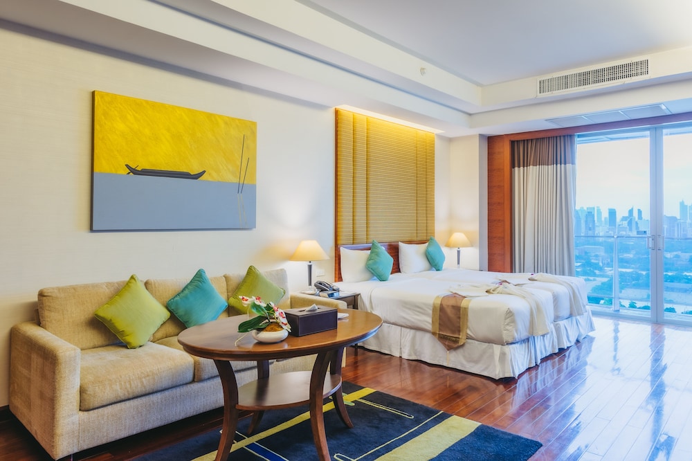 Column Bangkok Hotel 44/74