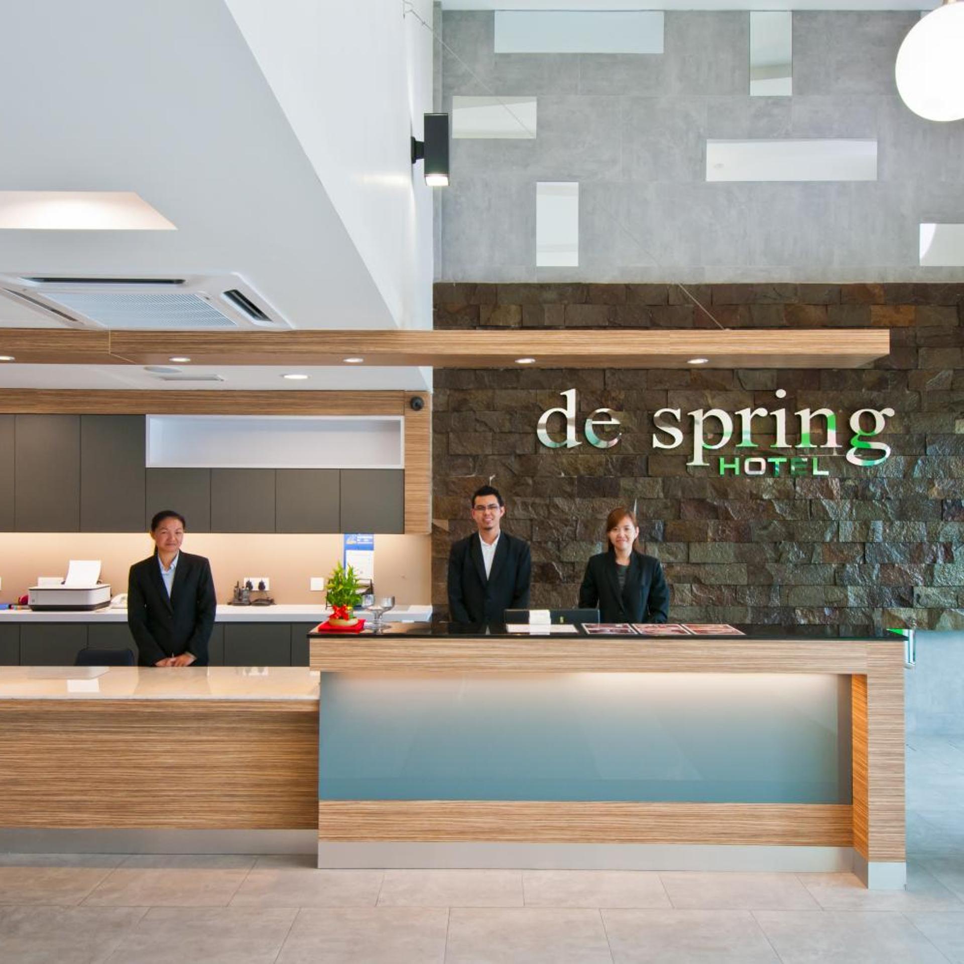 De Spring Hotel 15/50