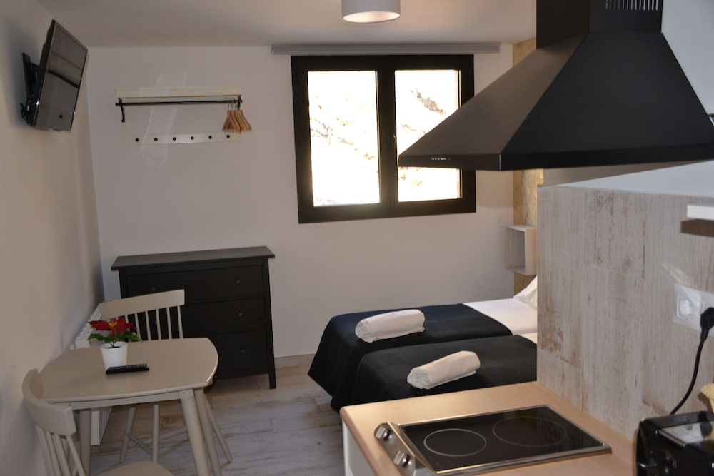 Sabica Nevada Gorbea Suites Apartments 18/27