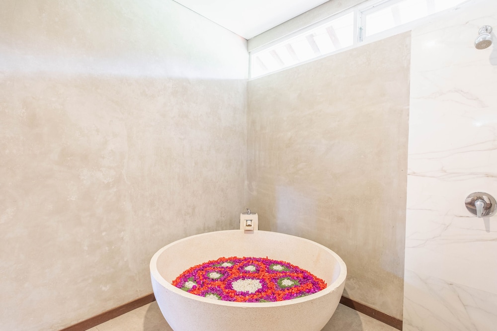 Kakul Villas & Suites 55/82