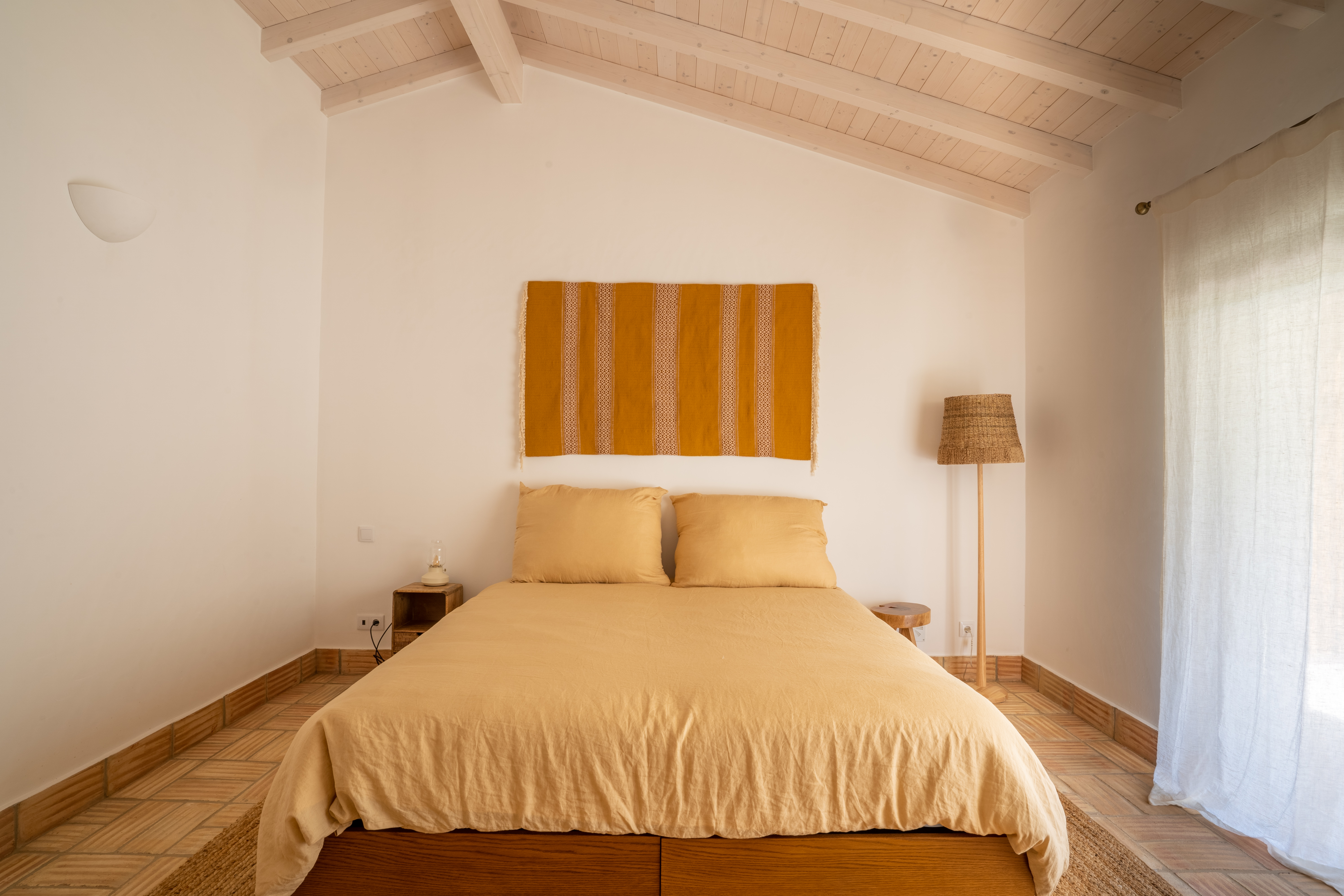 Deluxe, Double or Twin Bed