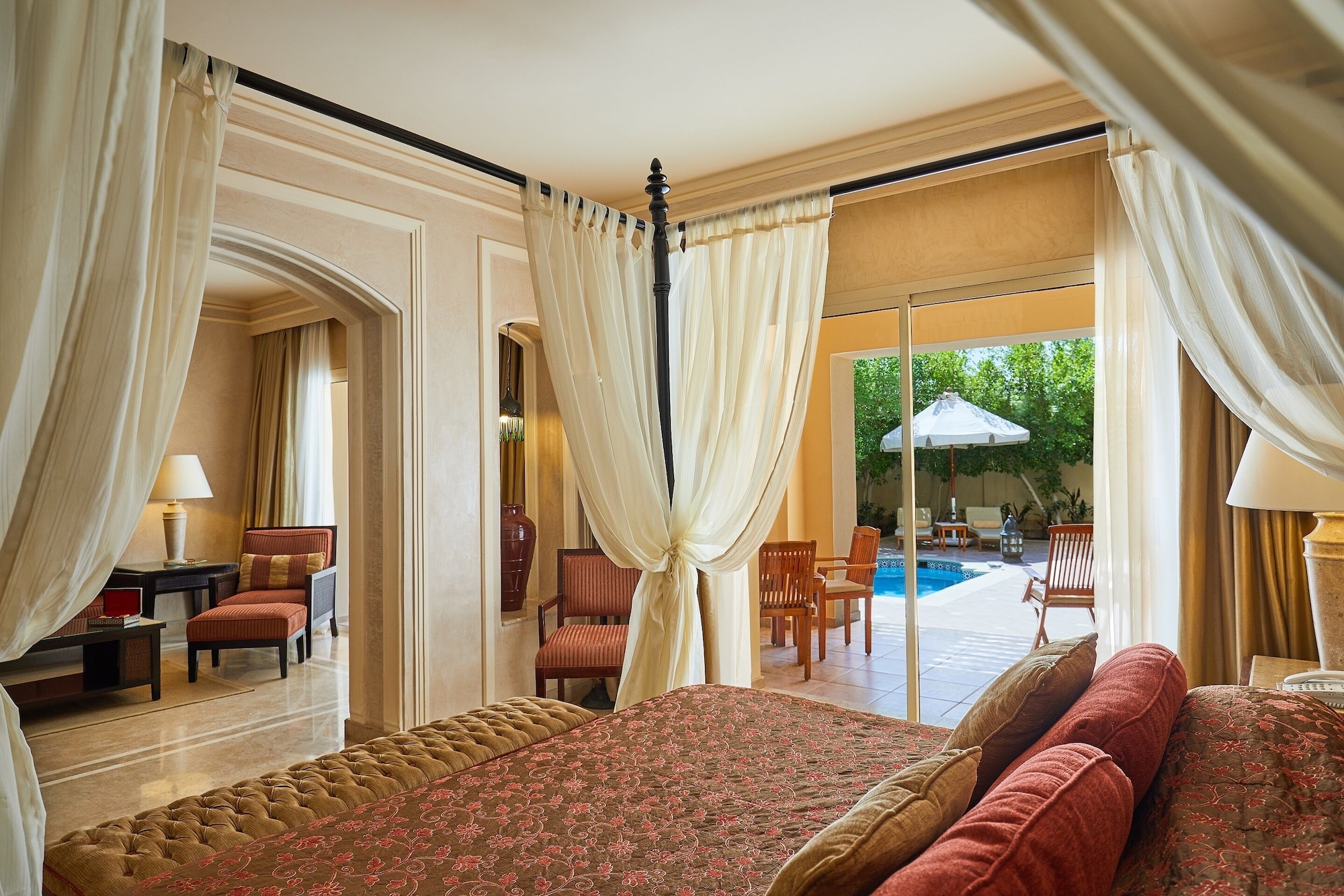 ROYAL, SUITE, QUEEN BED, ADULT ONLY, PRIVATE POOL