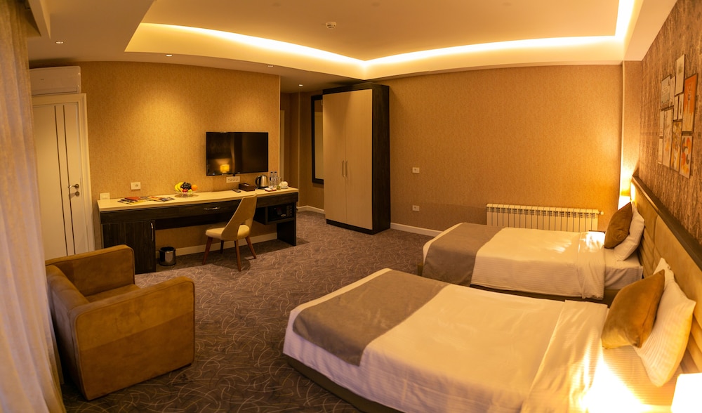 Parkway Inn Hotel Spa 22/62