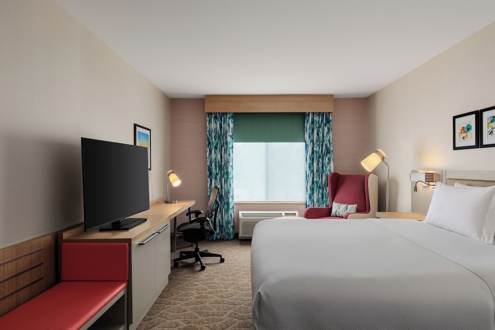 Evolution, King Bed، Hilton Garden Inn Palmdale 2/10