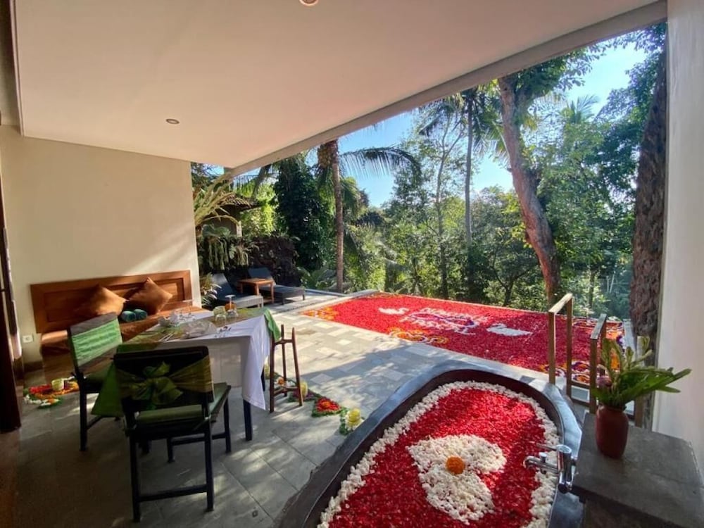 Bucu View Resort 30/50