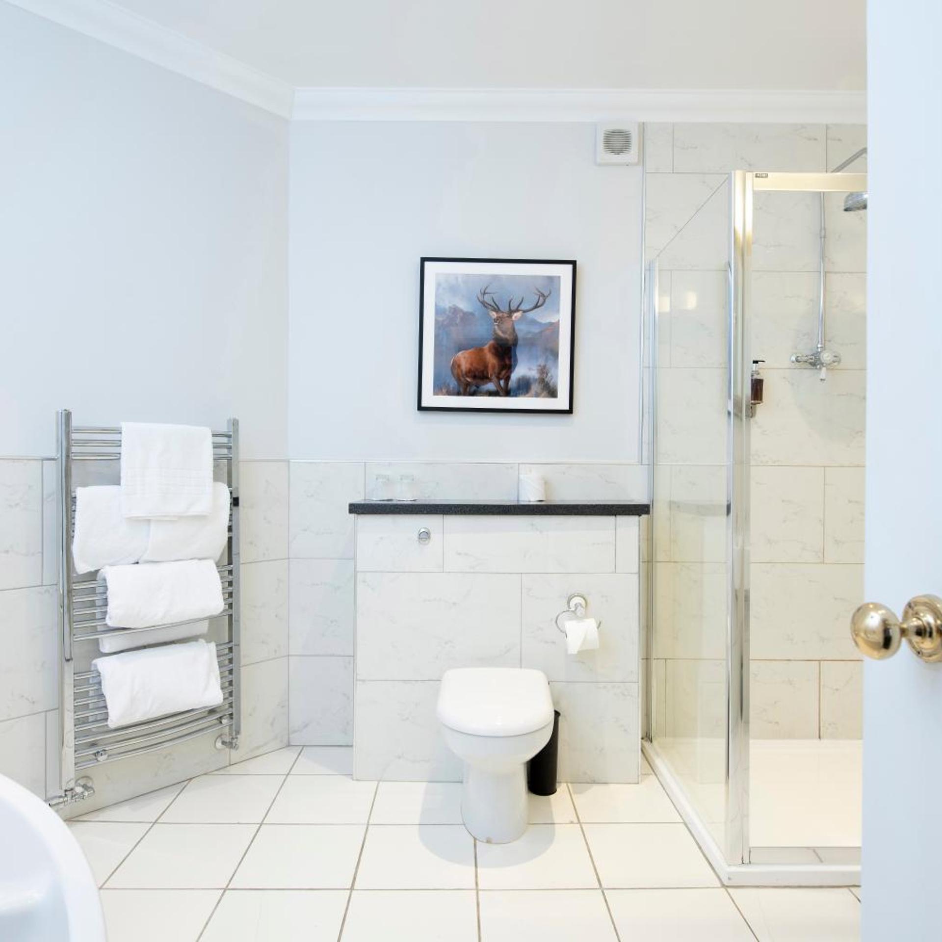 Royal George Hotel 45/46