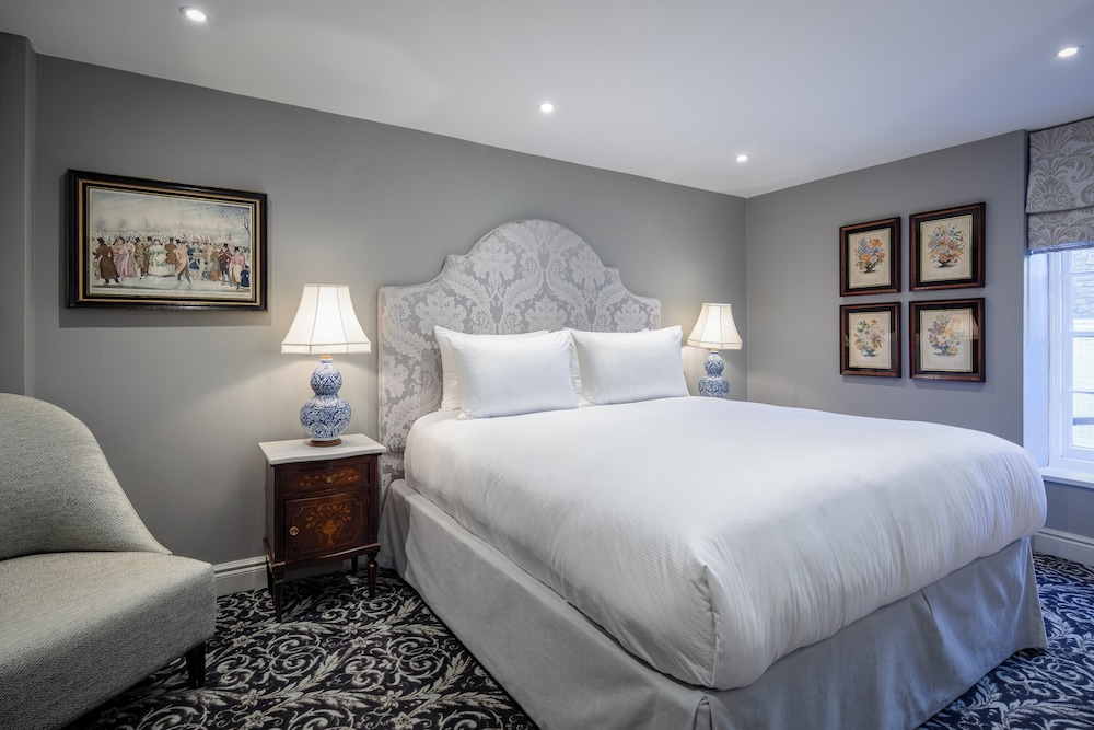 No 30 Knightsbridge 23/53