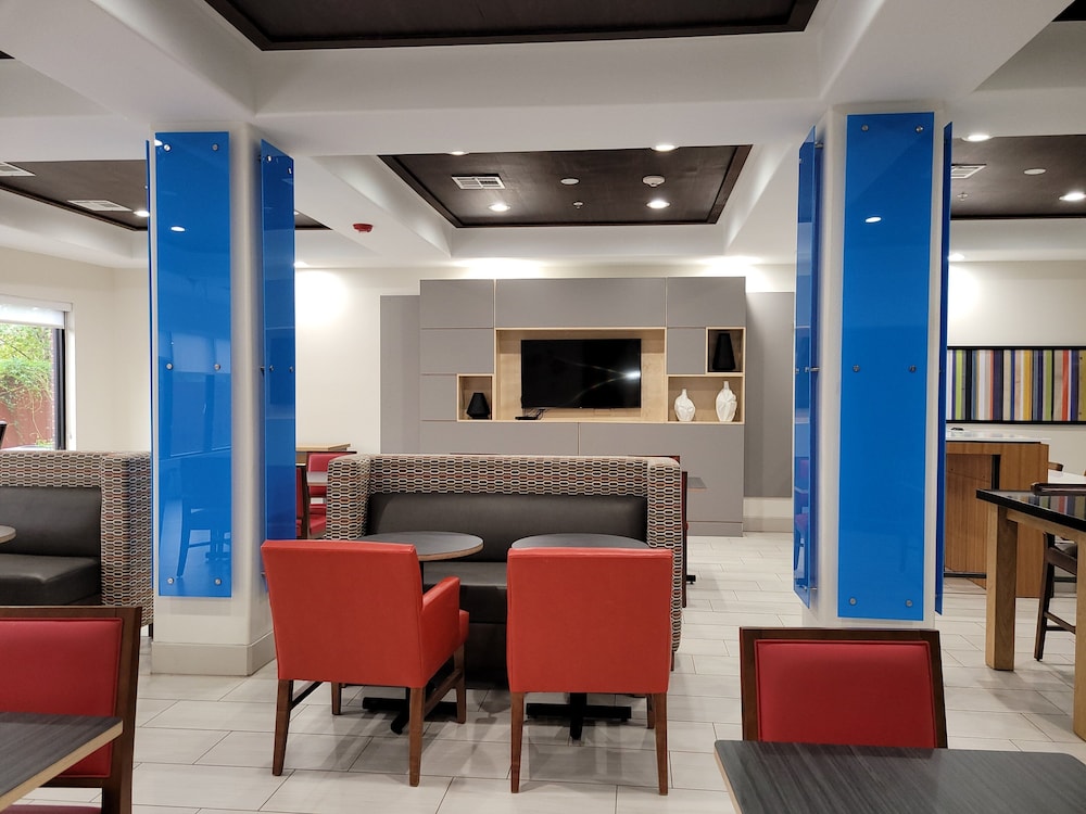 Holiday Inn Express Hotel Suites Vidor South 50/71