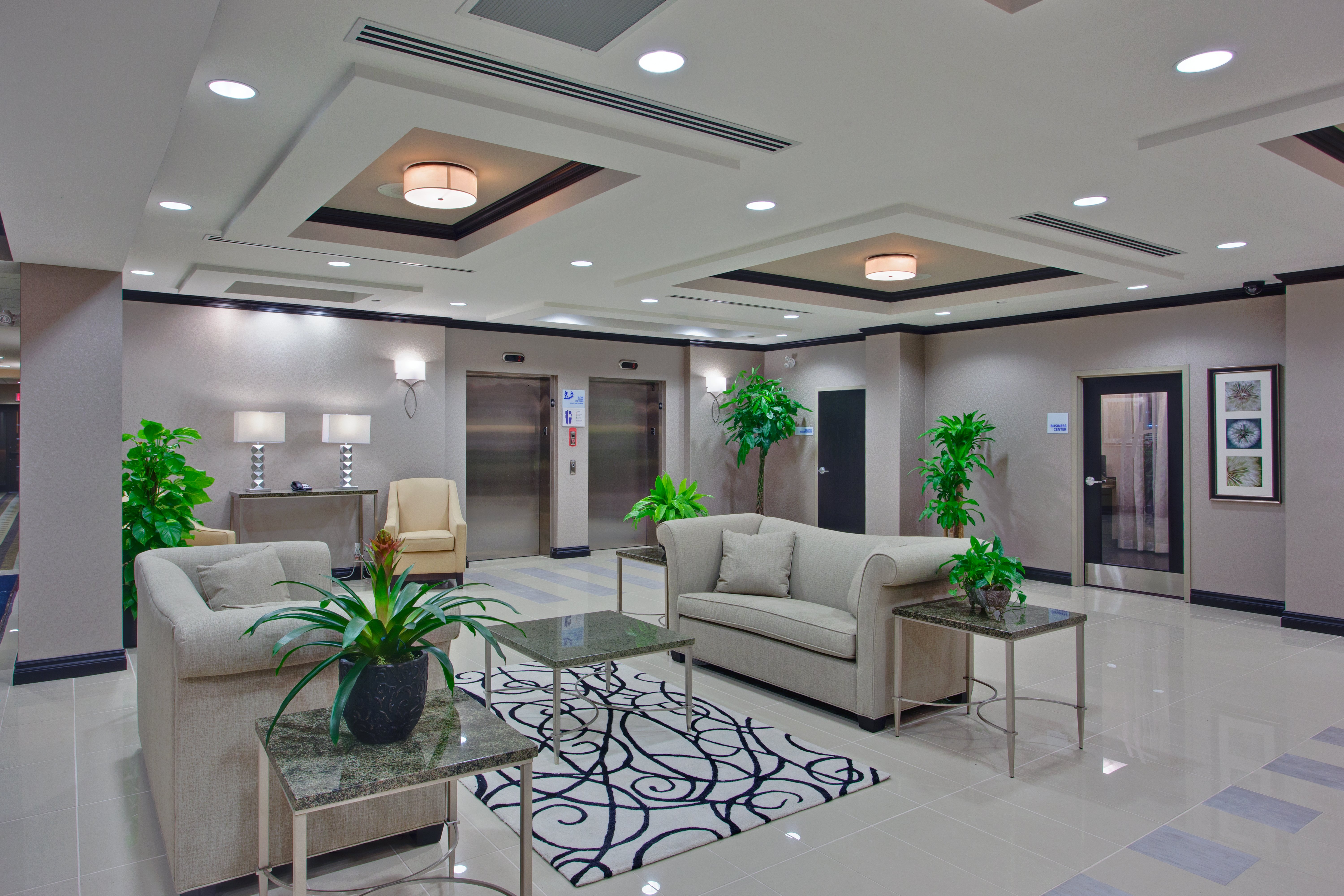 Holiday Inn Express Ottawa West Nepean 18/32