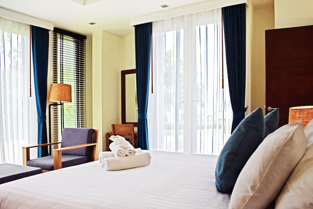 2 BEDROOMS POOL VILLA
