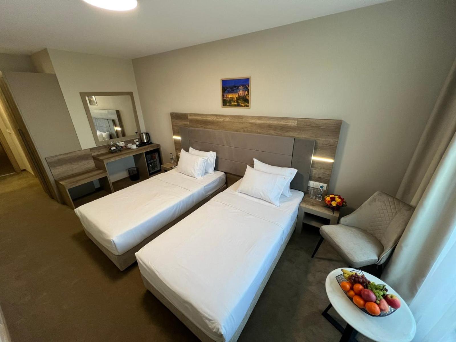 Hotel Via Serdika 21/50