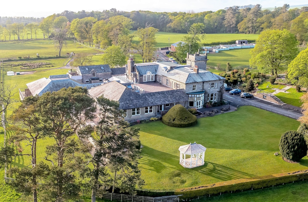Hundith Hill Hotel 57/66