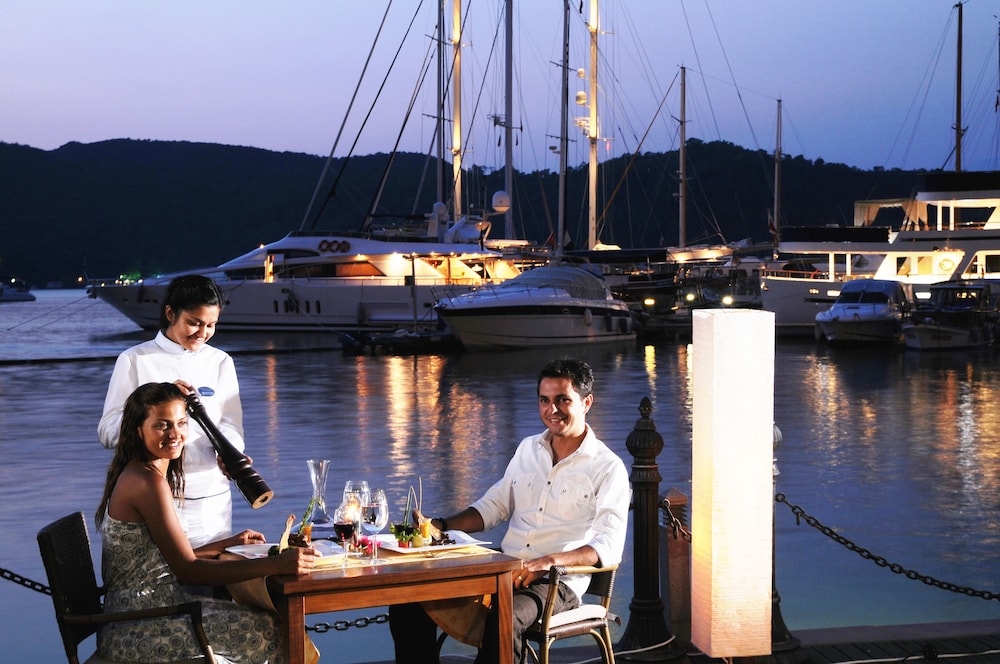 Ece Saray Marina Resort 37/38