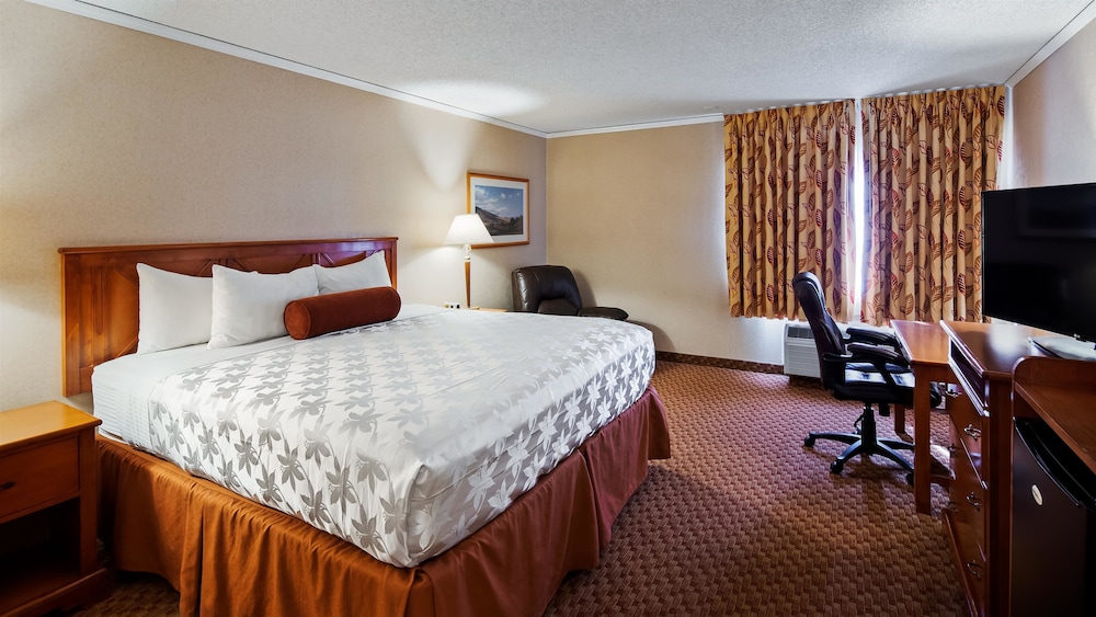 SureStay Plus Hotel by Best Western Reno Airport 14/91